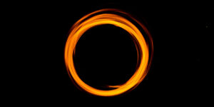 Kreis aus Licht, Titelbild zum Gedicht "Anfang"