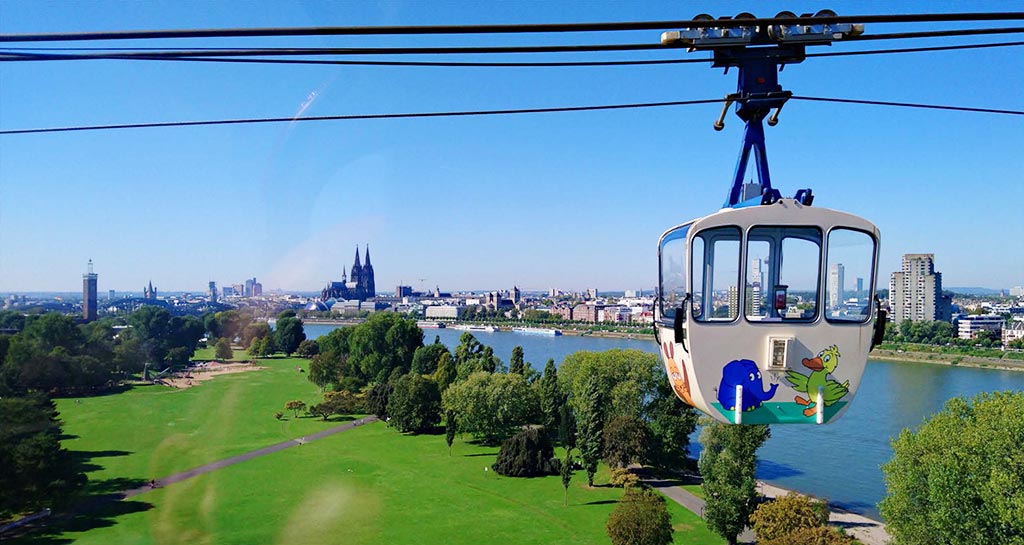 Mit der Kölner Seilbahn zum Zoo und zur Flora 