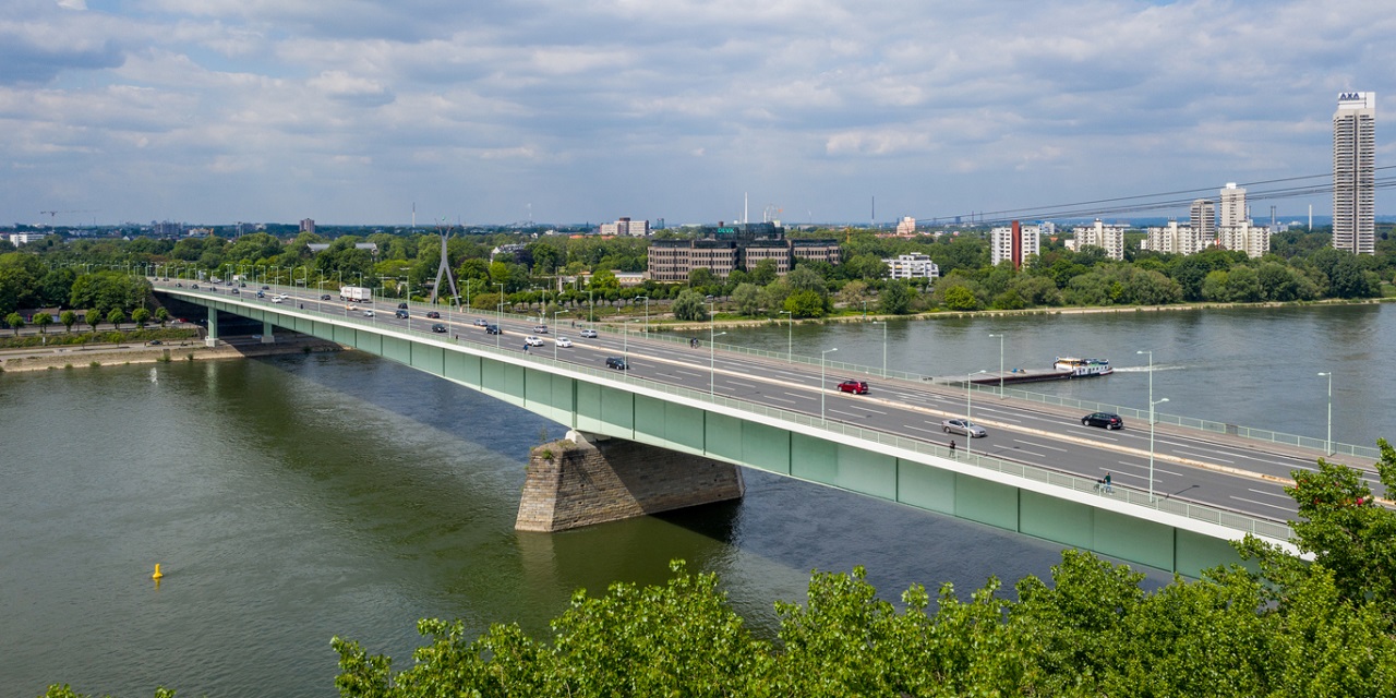 „Kein Roman ey“: Die Zoobrücke in Köln