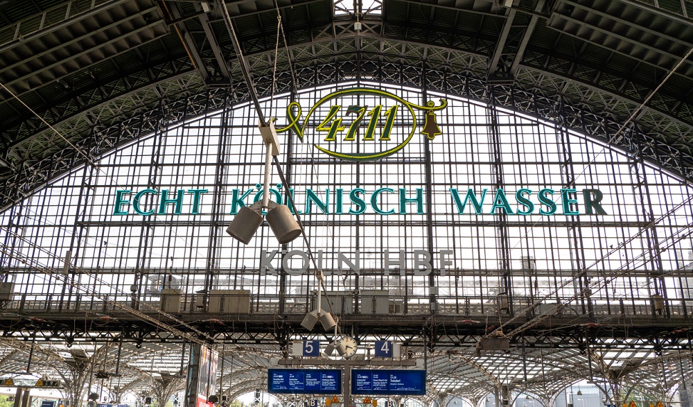 Im Kölner Hauptbahnhof (Foto: © Thorsten Hoffmann)