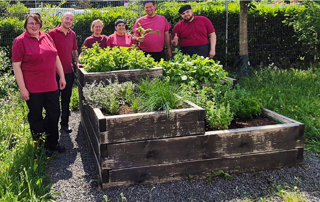 Das Team des Projekts "Hochbeet" in der Alexianer Werkstatt Köln-Mülheim
