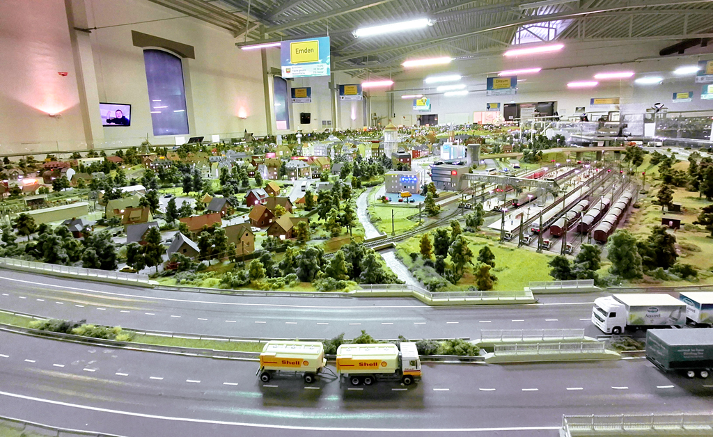 Blick auf Emden in der Ausstellungsfläche 1 des Leeraner Miniaturlandes